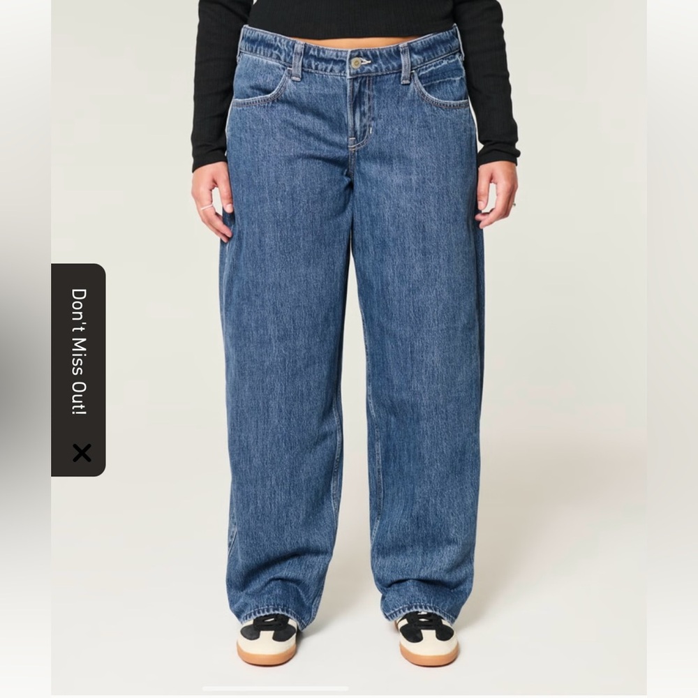 Low Rise Baggy Jeans